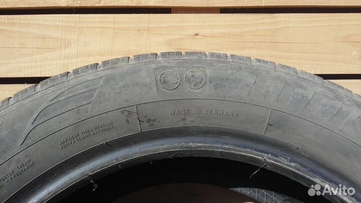 Goodyear EfficientGrip SUV 4x4 215/60 R17 96H