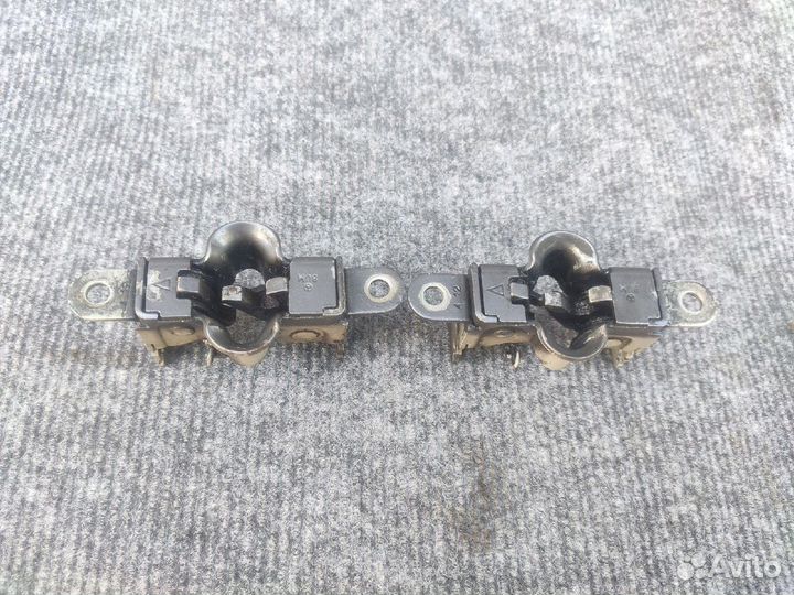 Замок капота Mercedes W140