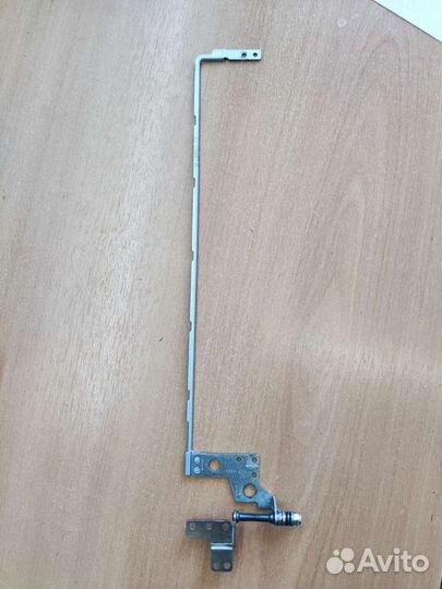 Петля левая Lenovo 320-15ikb