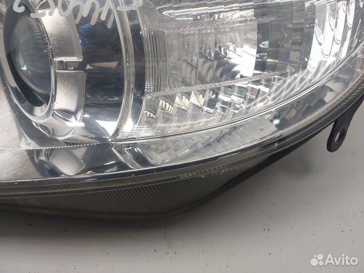 Фара (передняя) Skoda Fabia, 2010