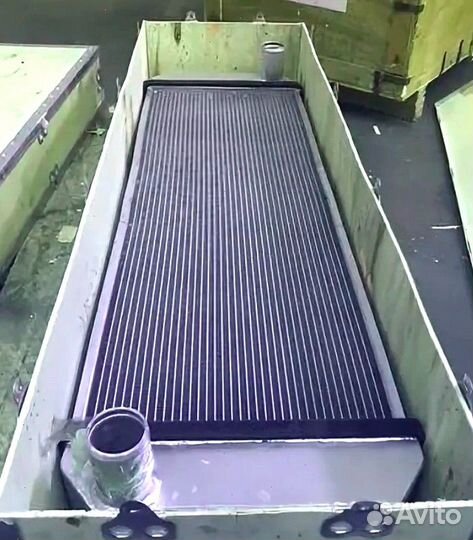 Hitachi EX550LC-5 Водяной радиатор