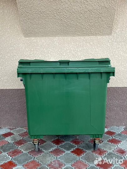 Мусорный контейнер