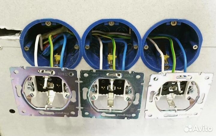 Электрик. Услуги Электрика