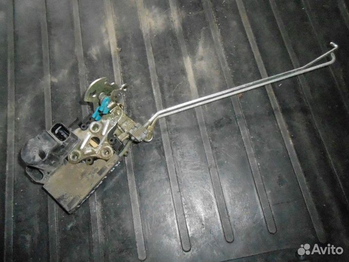 Замок двери передней правой 2 контакта Chevrolet L