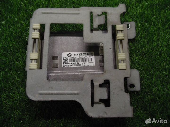 Блок управления двигателем Volkswagen Golf Plus 5