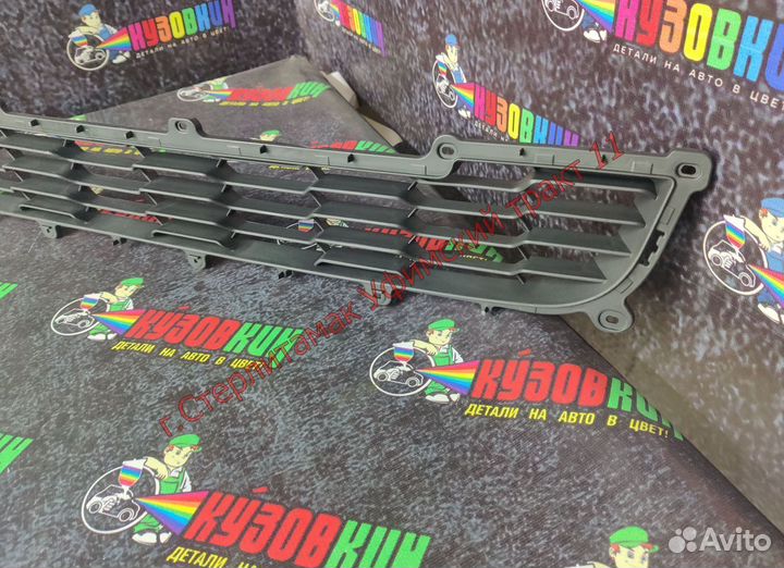 Решетка бампера нижняя ваз 21704 приора 2