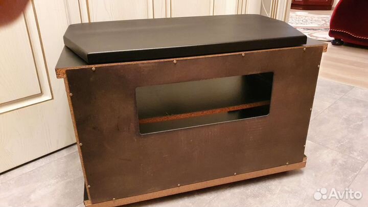 Тумба под телевизор бу массив