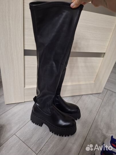 Ботфорты на платформе высокие