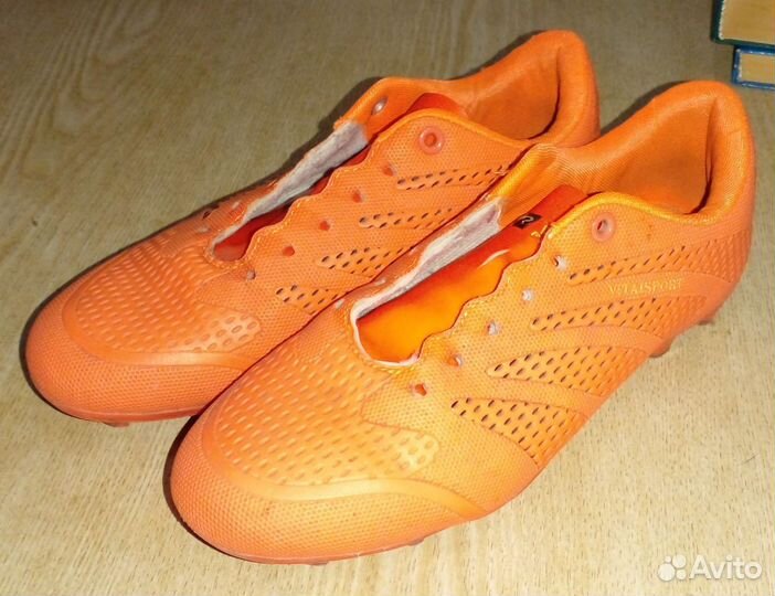 Футбольные бутсы