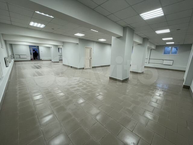 Помещение свободного назначения, 200 м²