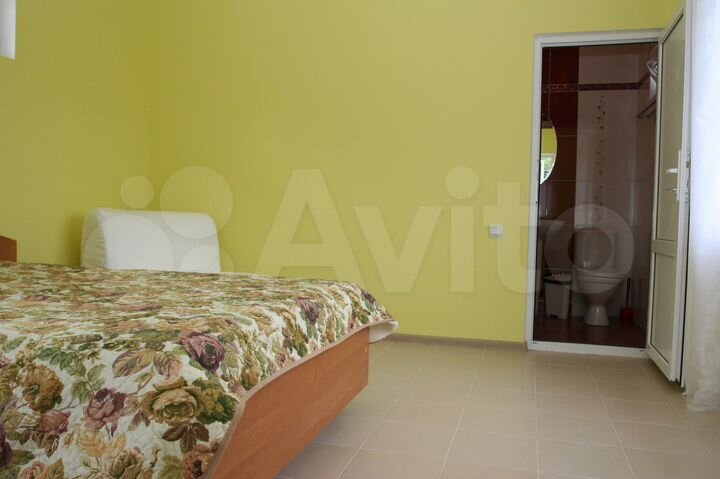 Комната 20 м² в 3-к., 2/2 эт.