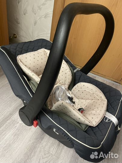 Детское автокресло от 0 до 6 месяцев
