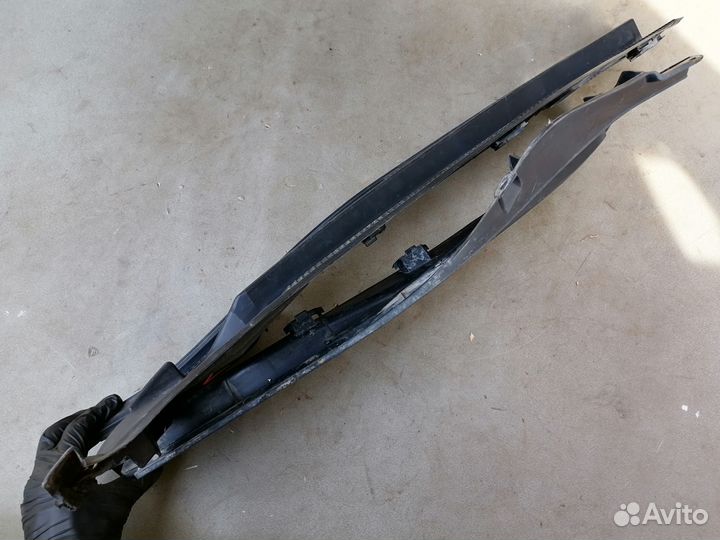 Решетка под дворники Mitsubishi Lancer 9