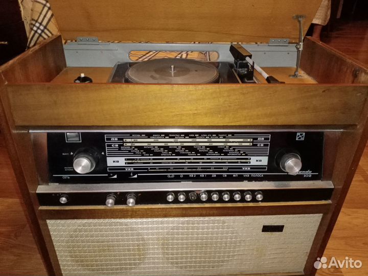 Радиола ригонда 102