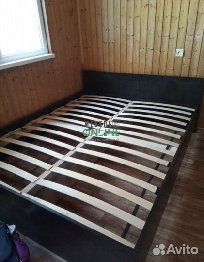 Кровать двуспальная 140х200, новая