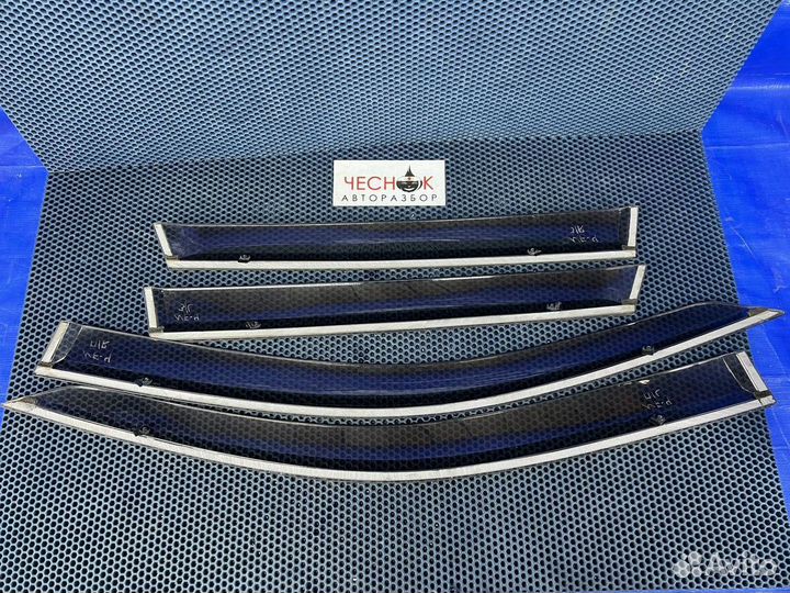 Дефлекторы ветровики Touareg NF FL