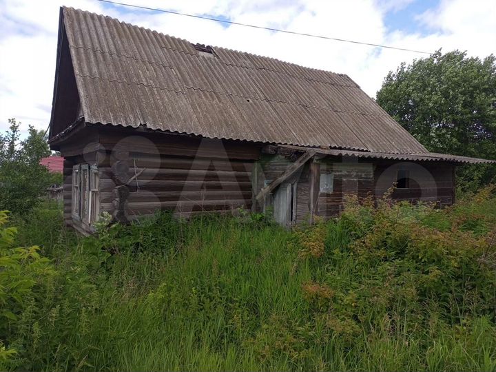 Дом 42 м² на участке 10 сот.