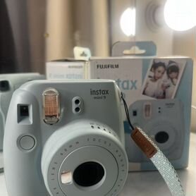 Пленочный фотоаппарат instax mini 9