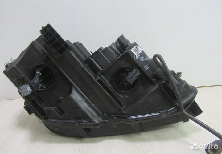 Фара левая LED Volkswagen Tiguan 2 oem 5nb941113d (сломано 2 крепления)