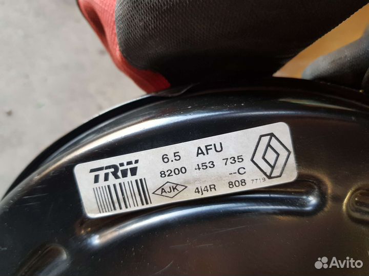 Вакуумник Renault Megane 2 1.6