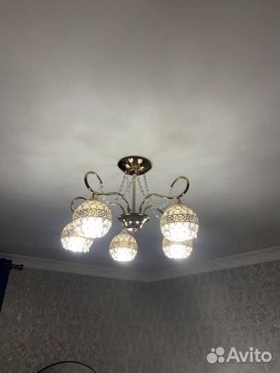 Люстра потолочная