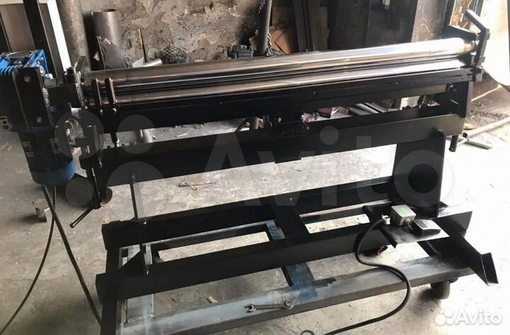 Вальцы ширина валов 1300мм / Толщина гибки 2мм