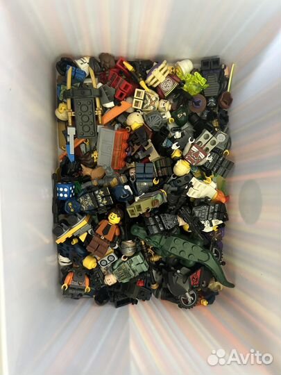 Lego минифигурки
