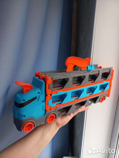 Hot wheels автовоз