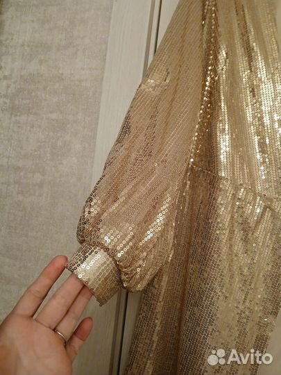 Платье в пайетках