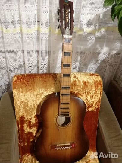 Акустическая гитара yamaha бу