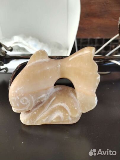 Рыбка из камня