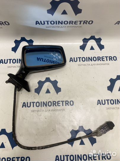 Зеркало правое Audi 80 B3 893857502