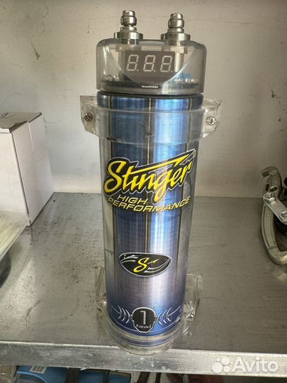 Автомобильный конденсатор stinger