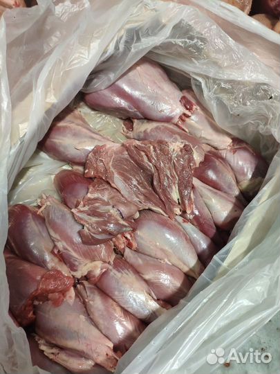 Мясо,субпродукты,сушёные лакомства для собак