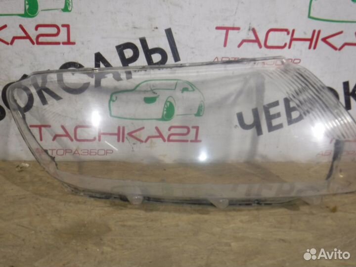 Стекло правой фары renault Logan 2/Sandero 2 14-18
