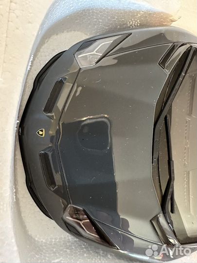 Lamborghini aventador SVJ 1/18 Kyosho GT spirit