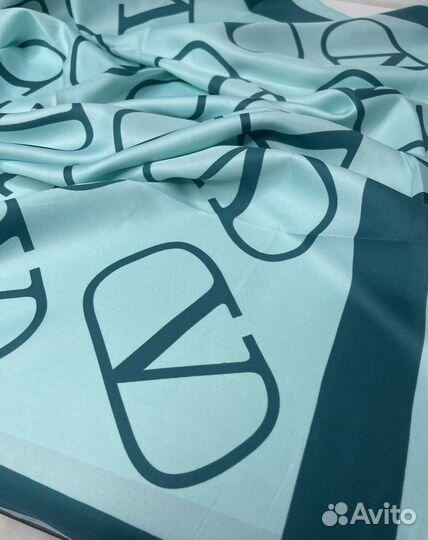 Шелковый платок Valentino бирюзовый