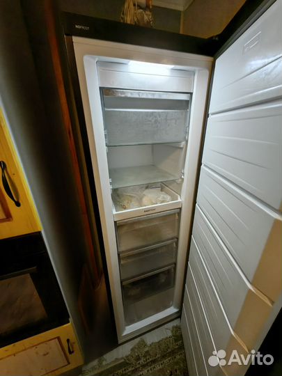 Морозильная камера Gorenje FN 6192 PB