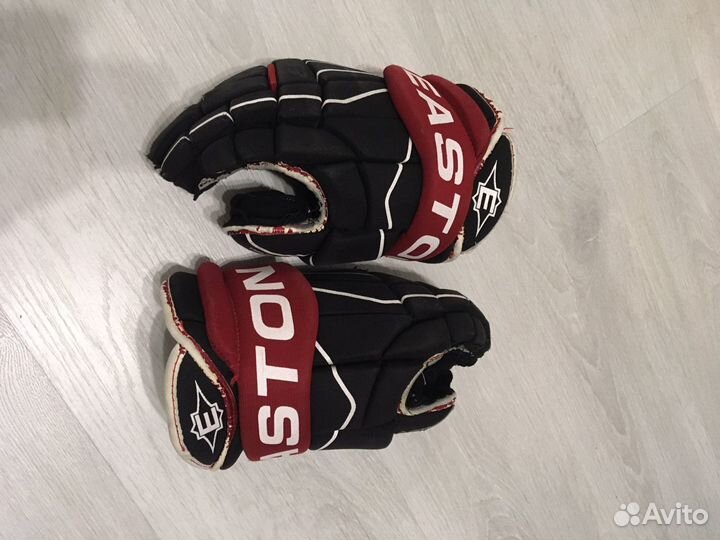 Краги хоккейные