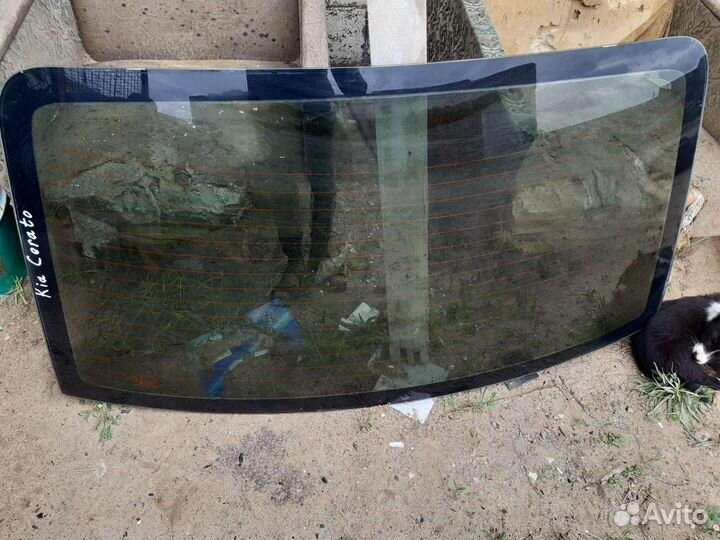 Стекло заднее Kia Cerato 1