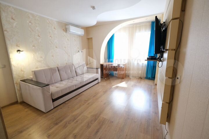 2-к. квартира, 61,8 м², 4/14 эт.