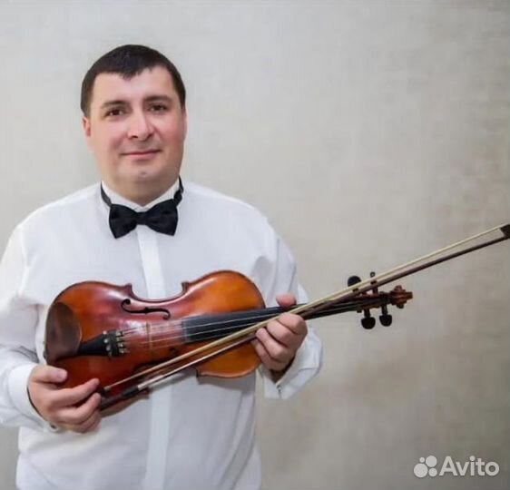 Музыкант скрипач