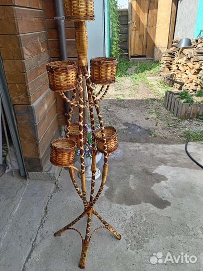 Подставка для цветов