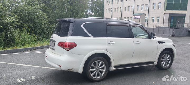 Infiniti QX56 5.6 AT, 2010, 303 000 км