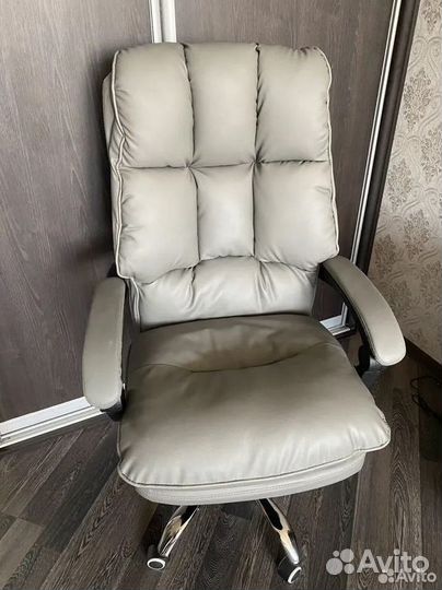 Кресло для игр. Игровое кресло с массажем