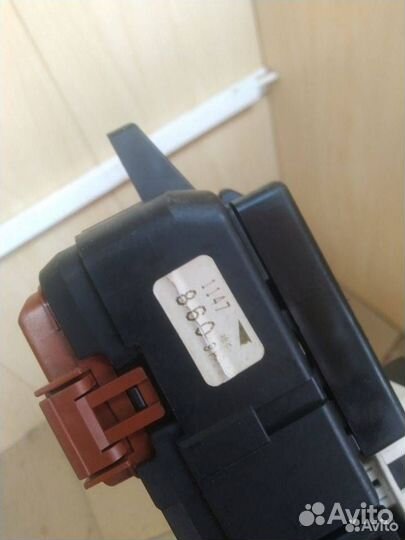 Блок предохранителей Mitsubishi Space Star DG1A