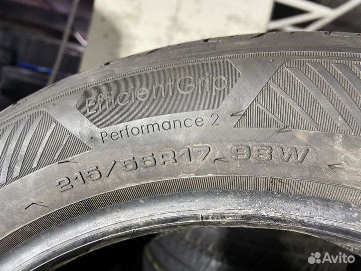 Goodyear EfficientGrip Performance 2 215/55 R17 98W