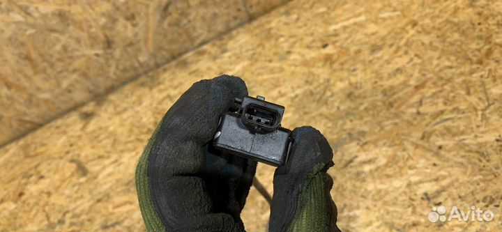 Датчик температуры в выпускном коллекторе