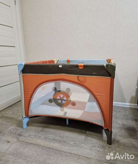 Детская кровать манеж