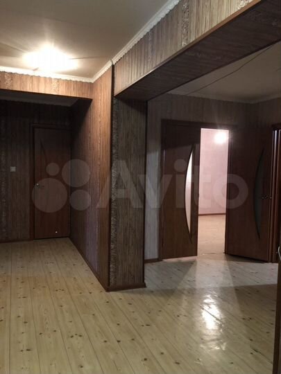 3-к. квартира, 83 м², 2/5 эт.